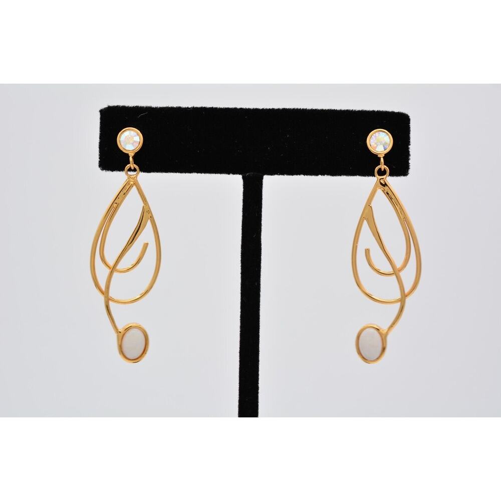 Butler Vintage Cabochon Earrings Milky White Dangle Gold Tone Signed BinAV